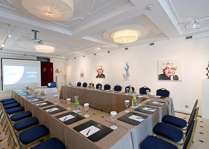 St George Lycabettus Lifestyle Hotel